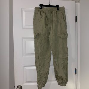 FOREVER 21 Olive Cargo Pants